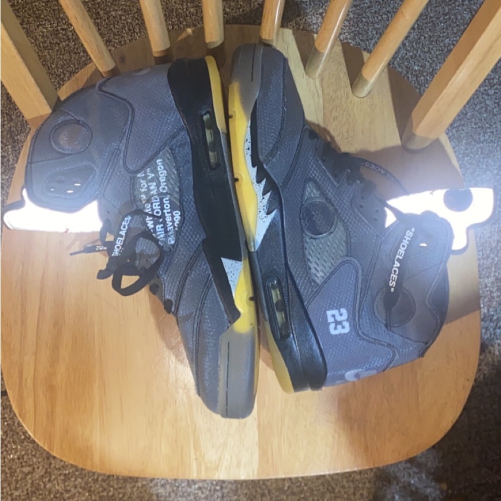 (SOLD) Jordan 5 Off White Hmu for offers